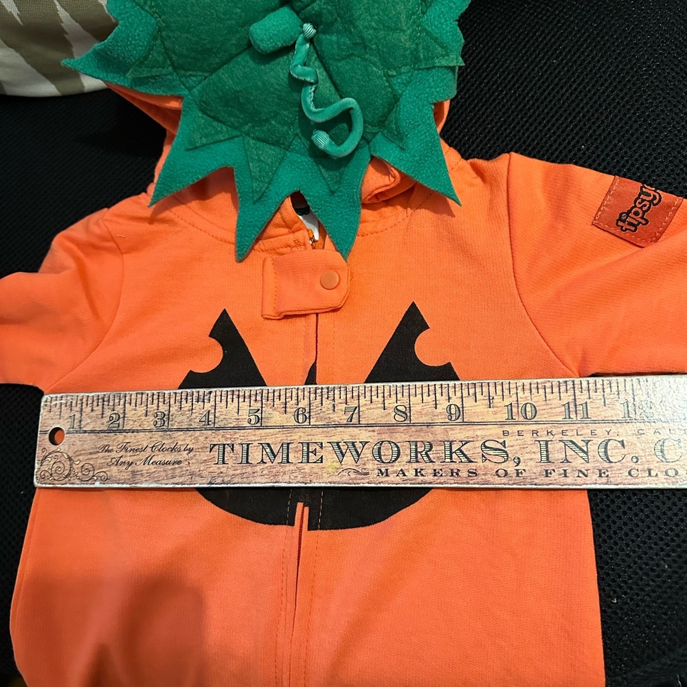 TIPSY ELVES TODDLER UNISEX PUMPKIN COSTUME ONSIE - Picture 7 of 7